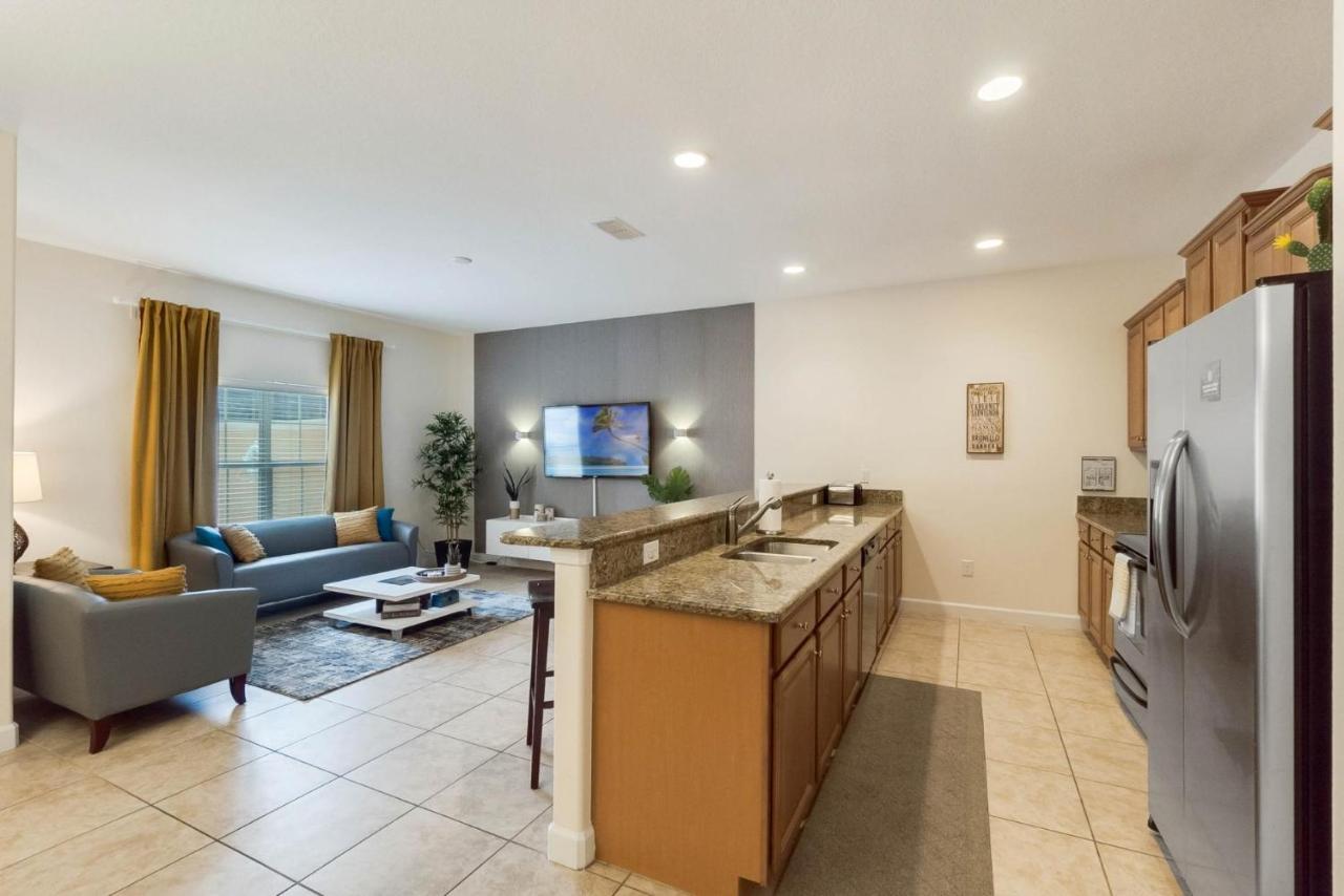 Townhome W Pool Near Disney & Orlando Attractions Kissimmee Eksteriør billede